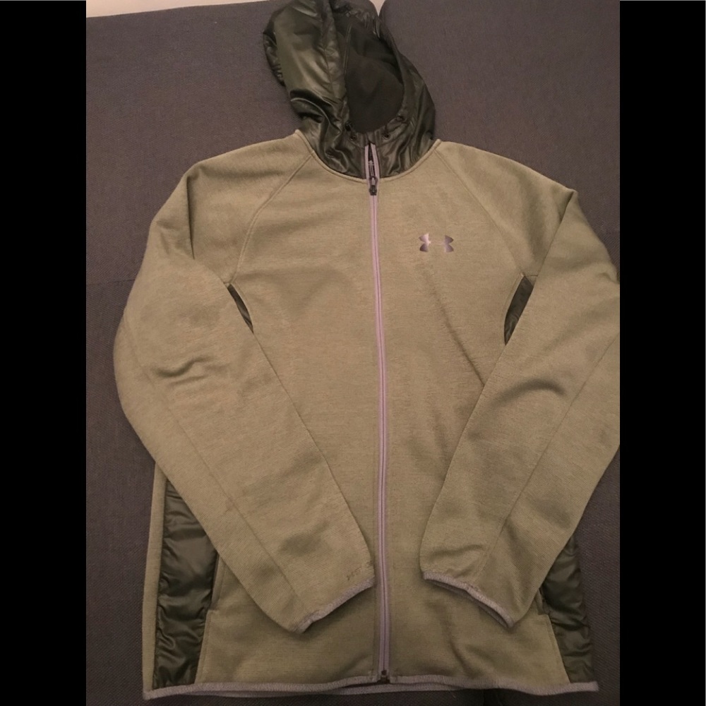 Under Armour Swacket size M